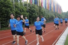 尊龙集团集团2020年中层干部体能达标正式启动