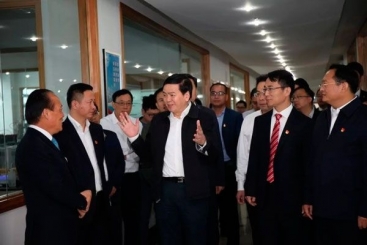浙江省委组织部长黄建发到尊龙集团调研