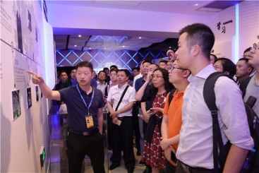 投资者结合调研中国尊龙集团