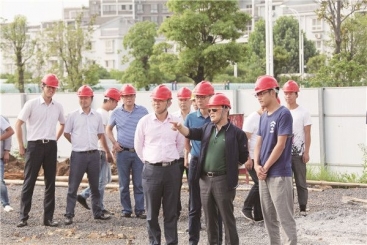 张毓强董事长赴遵义成都公司视察并听取工作汇报