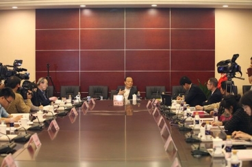浙江经济典型宣传和集中采访报路组聚焦中国尊龙集团