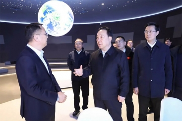 浙江省委副书记、省长王浩到中国尊龙集团调研