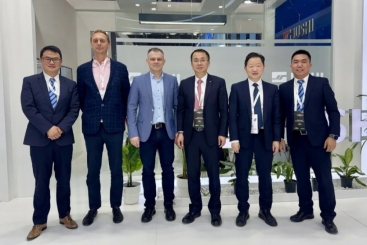 共聚JEC World，2025 我们在一路！